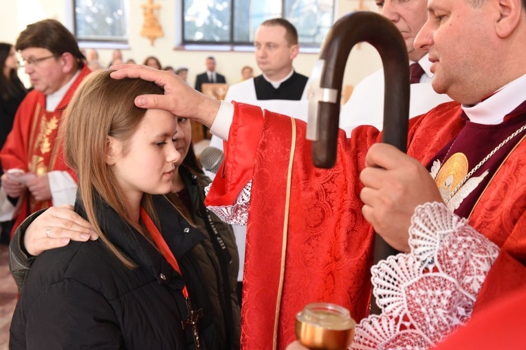 Bierzmowanie w Pustkowie