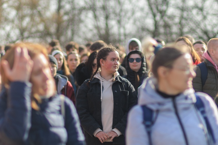 Pielgrzymka maturzystów diecezji świdnickiej - cz. 01