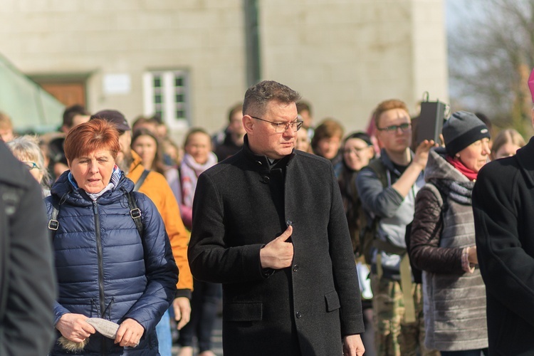 Pielgrzymka maturzystów diecezji świdnickiej - cz. 01