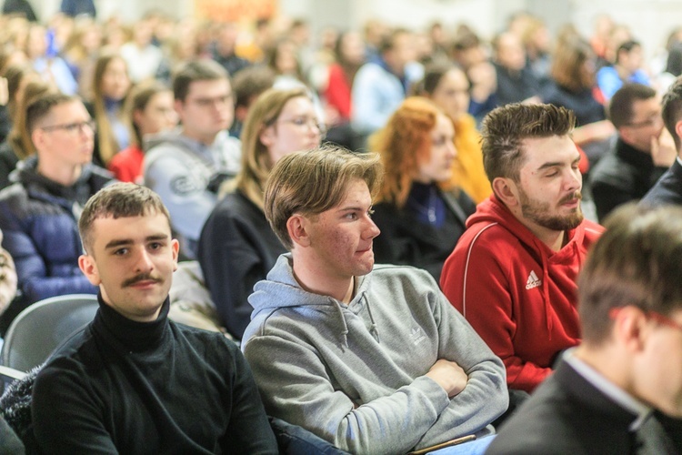 Pielgrzymka maturzystów diecezji świdnickiej - cz. 01