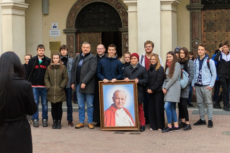 Pielgrzymka maturzystów diecezji świdnickiej - cz. 01