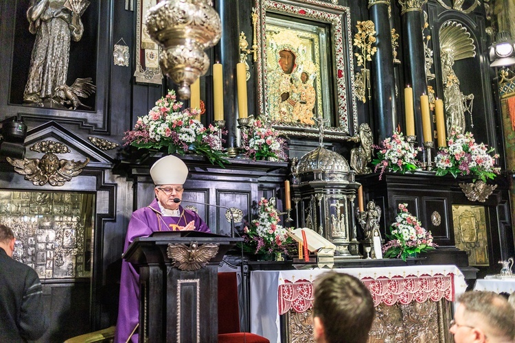 Pielgrzymka maturzystów diecezji świdnickiej - cz. 01