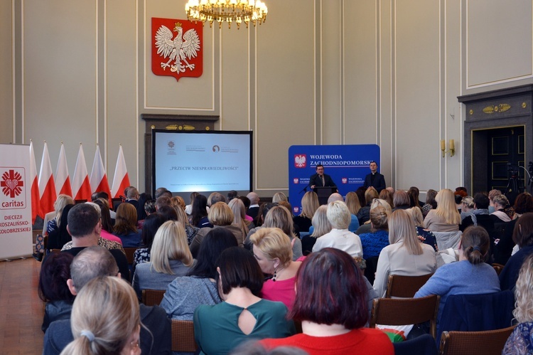 Seminarium nt. osób pokrzywdzonych