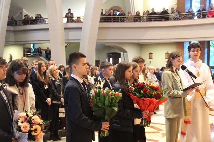 Bierzmowanie u Jana Pawła II w Nowym Sączu