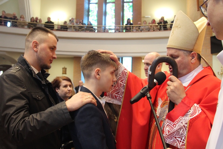 Bierzmowanie u Jana Pawła II w Nowym Sączu