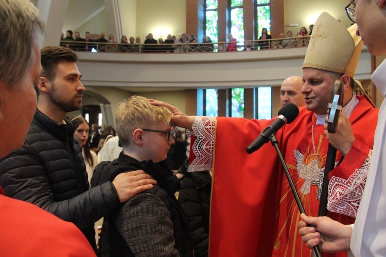 Bierzmowanie u Jana Pawła II w Nowym Sączu