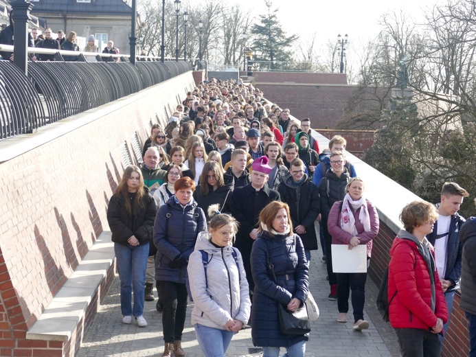 Pielgrzymka maturzystów diecezji świdnickiej na Jasną Górę - cz. 02