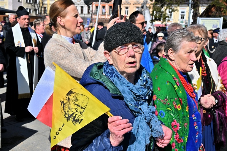 Marsz w obronie św. Jana Pawła II 