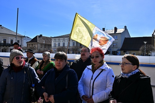 Marsz w obronie św. Jana Pawła II 