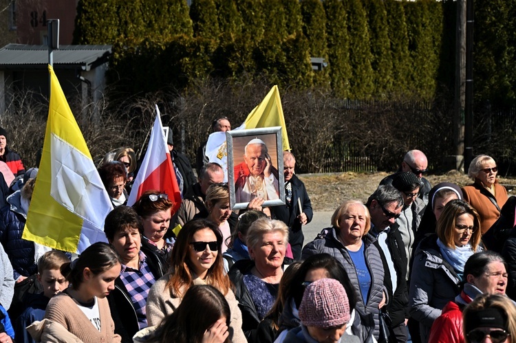 Marsz w obronie św. Jana Pawła II 