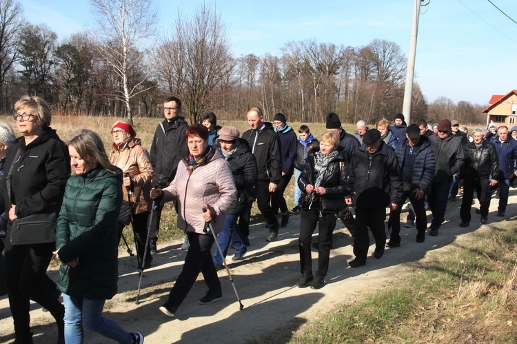 Droga Krzyżowa z Pilzna do Słotowej