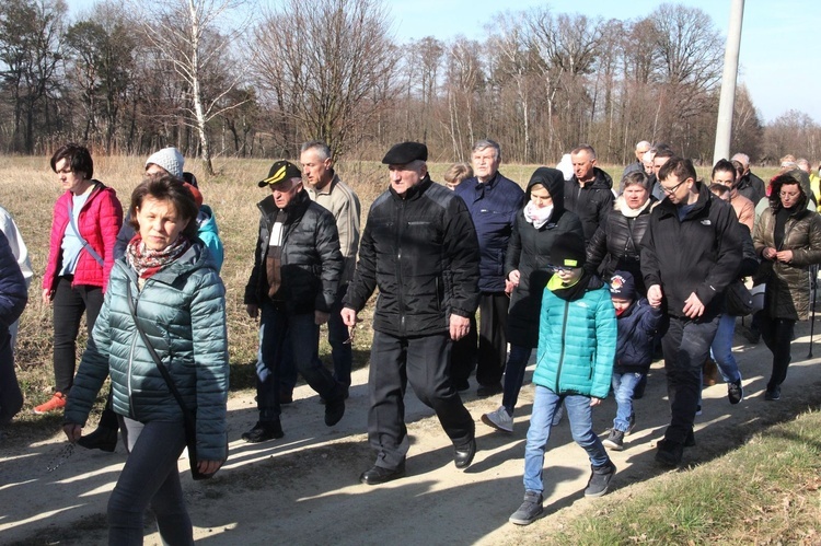 Droga Krzyżowa z Pilzna do Słotowej