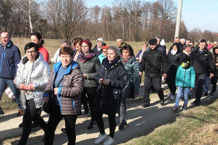 Droga Krzyżowa z Pilzna do Słotowej