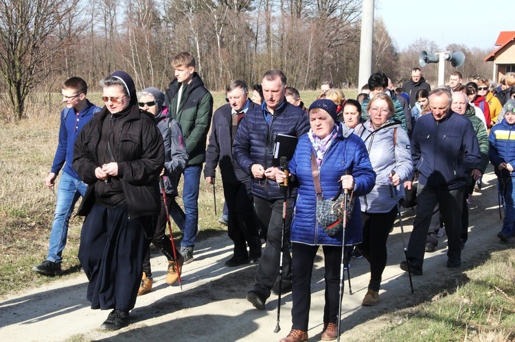 Droga Krzyżowa z Pilzna do Słotowej