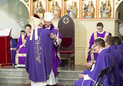 Dziękczynienie za posługę bp Edwarda, cz. 1