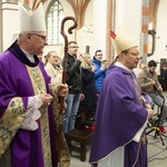 Dziękczynienie za posługę bp Edwarda, cz. 1