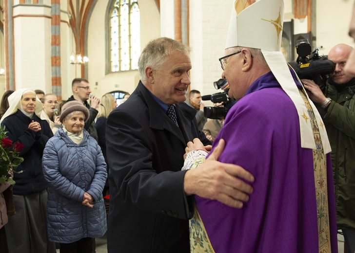 Dziękczynienie za posługę bp. Edwarda, cz. 3