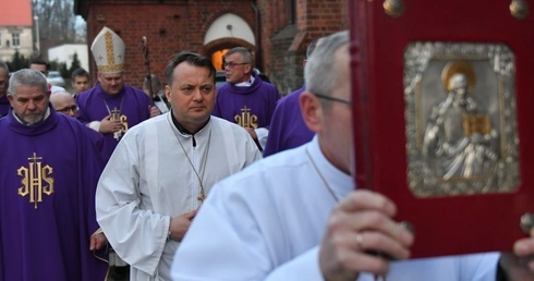 Katecheta z Sulęcina przygotowuje się do diakonatu stałego