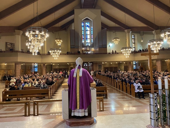 Wizytacja w u św. Józefa w Nowej Soli