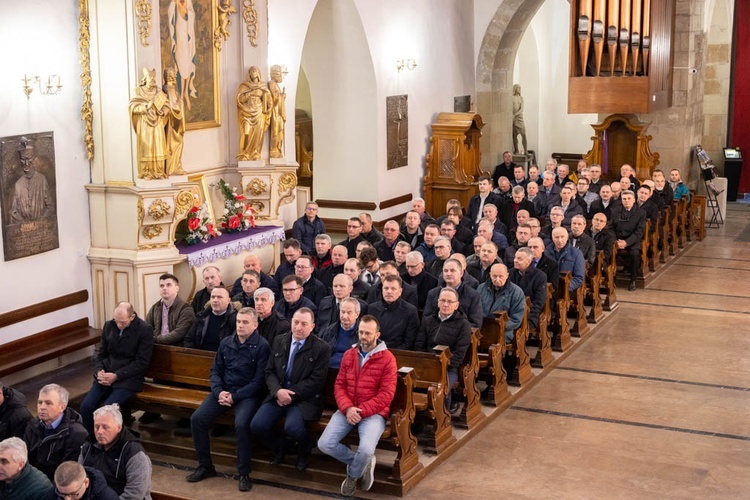 Nowy Sącz. Wielkopostny dzień skupienia dla szafarzy