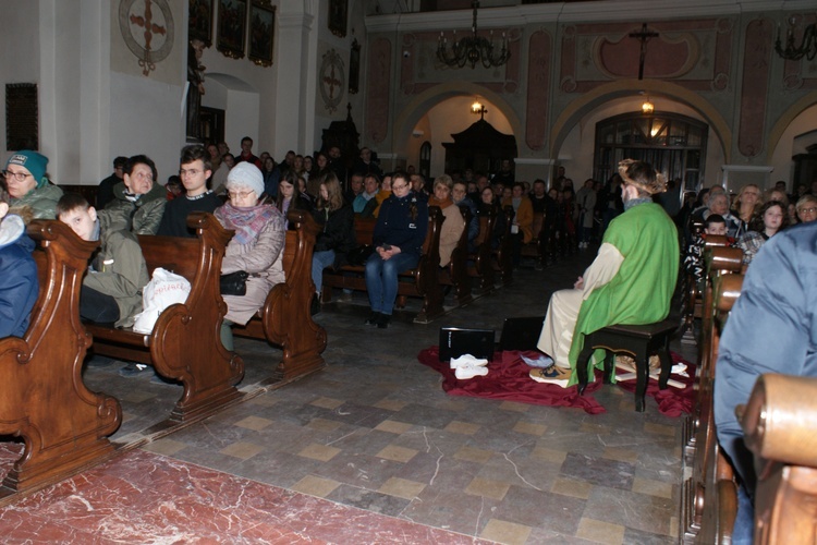 Tuchów. Inscenizowana Droga Krzyżowa