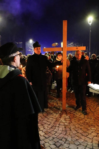 Droga Krzyżowa po ulicach Szczawna-Zdroju