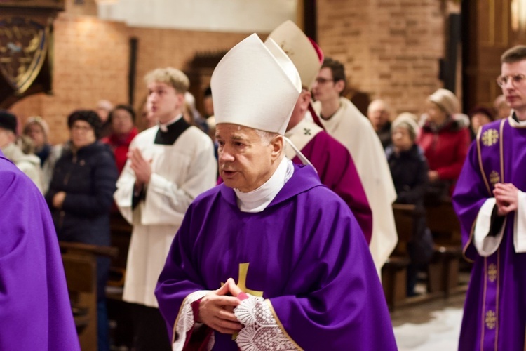 Rocznica śmierci abp. Edmunda Piszcza