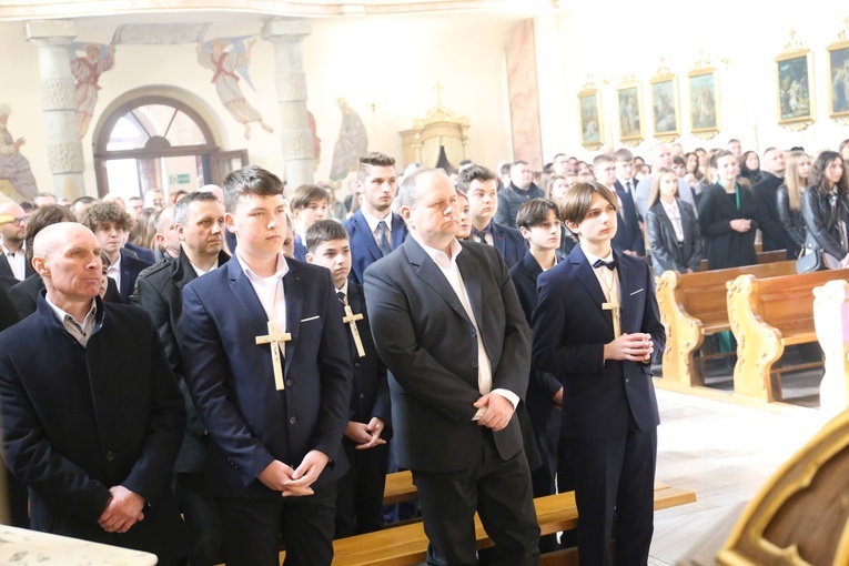 Bierzmowanie w Olszynach koło Wojnicza