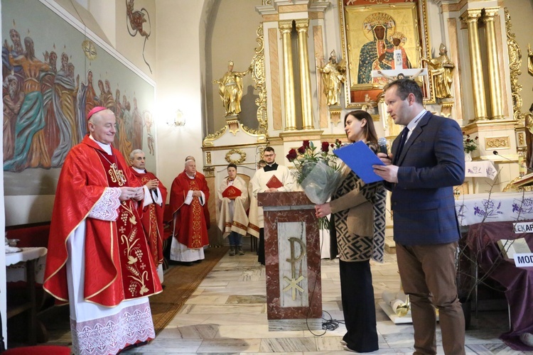 Bierzmowanie w Olszynach koło Wojnicza