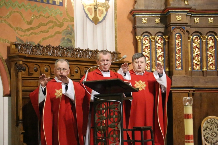 Bierzmowanie w Wierzchosławicach