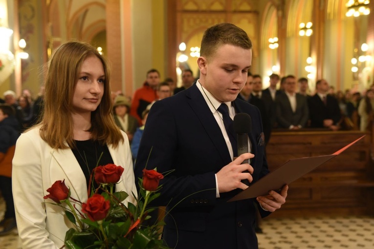 Bierzmowanie w parafii św. Rodziny w Tarnowie