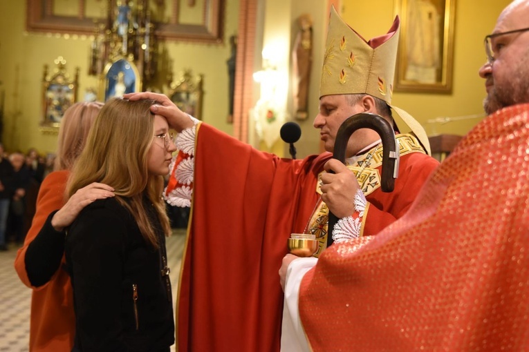 Bierzmowanie w parafii św. Rodziny w Tarnowie