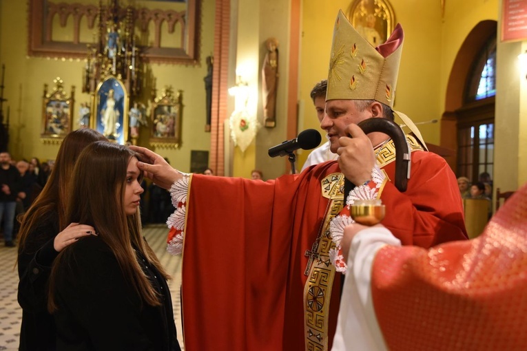 Bierzmowanie w parafii św. Rodziny w Tarnowie