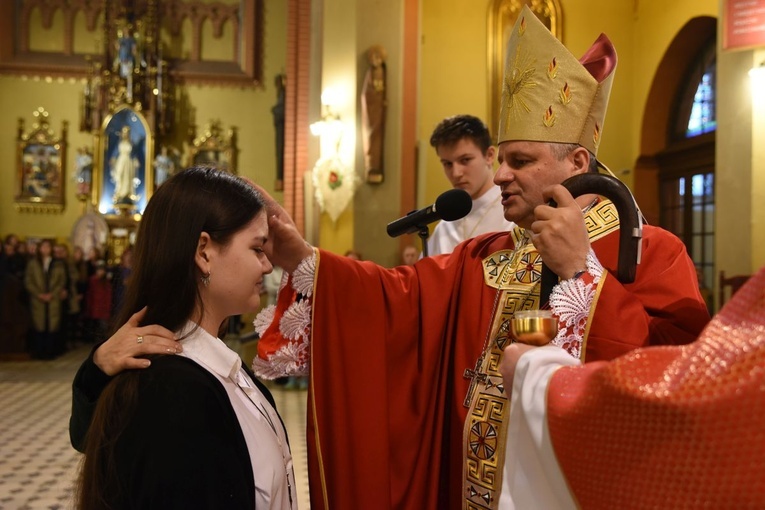 Bierzmowanie w parafii św. Rodziny w Tarnowie