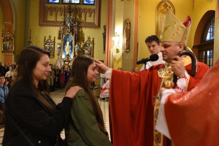 Bierzmowanie w parafii św. Rodziny w Tarnowie