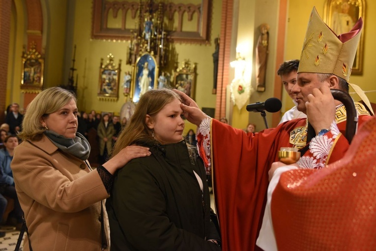 Bierzmowanie w parafii św. Rodziny w Tarnowie