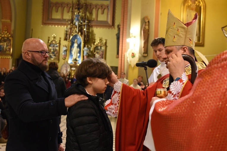 Bierzmowanie w parafii św. Rodziny w Tarnowie