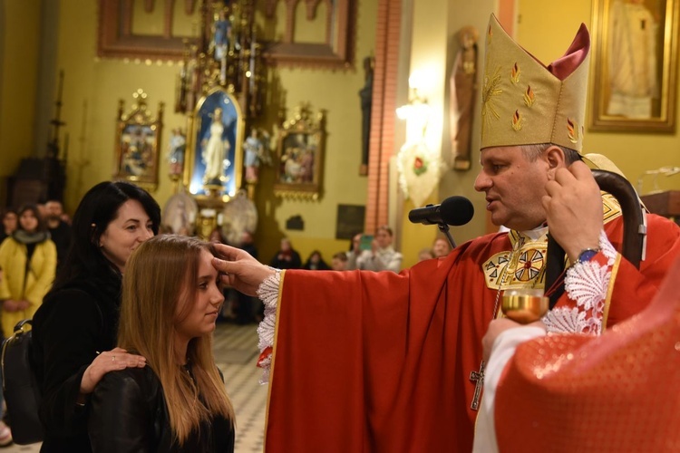 Bierzmowanie w parafii św. Rodziny w Tarnowie