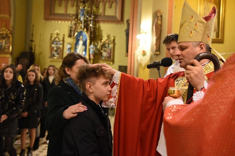 Bierzmowanie w parafii św. Rodziny w Tarnowie
