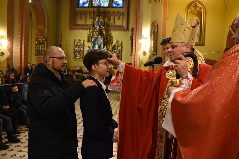 Bierzmowanie w parafii św. Rodziny w Tarnowie