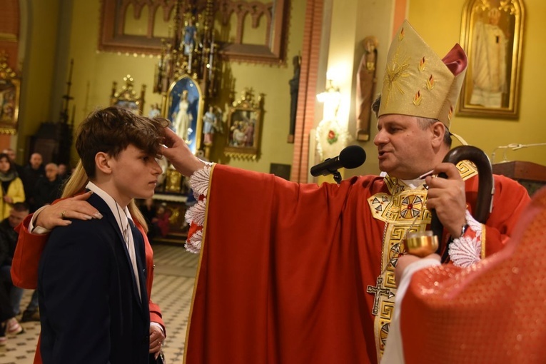 Bierzmowanie w parafii św. Rodziny w Tarnowie