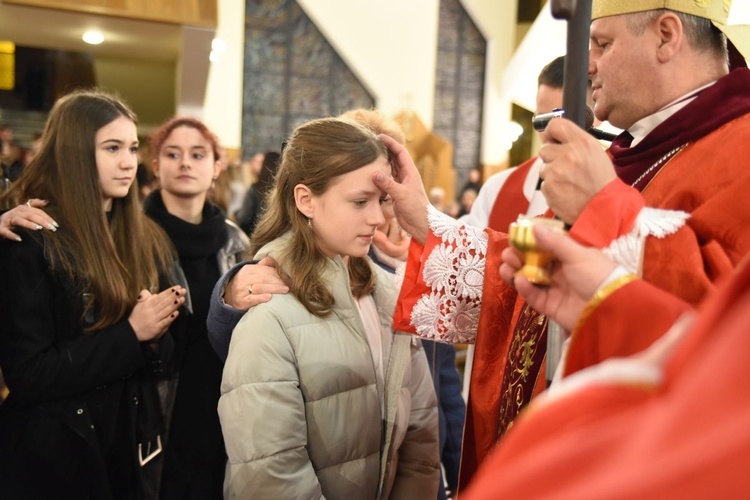 Bierzmowanie w parafii Miłosierdzia Bożego w Tarnowie