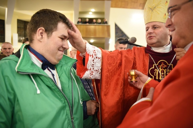 Bierzmowanie w parafii Miłosierdzia Bożego w Tarnowie