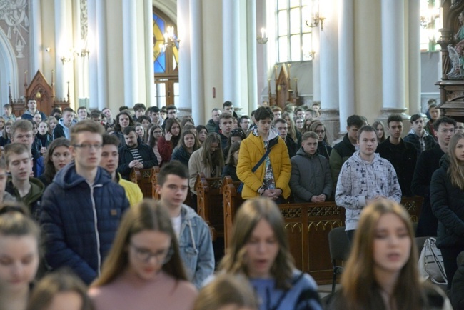 Drugi dzień rekolekcji dla młodych