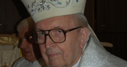 Bp Edward Materski (1923-2012).