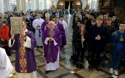 Mszy św. na zakończenie rekolekcji przewodniczył ordynariusz radomski.