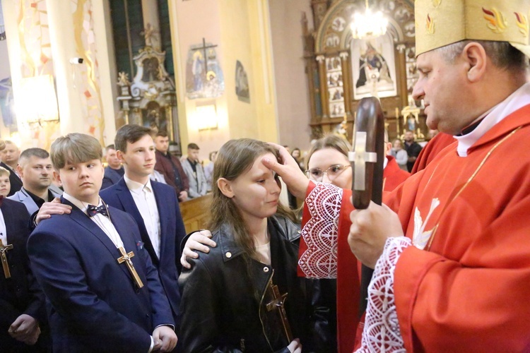 Bierzmowanie w Porąbce Uszewskiej