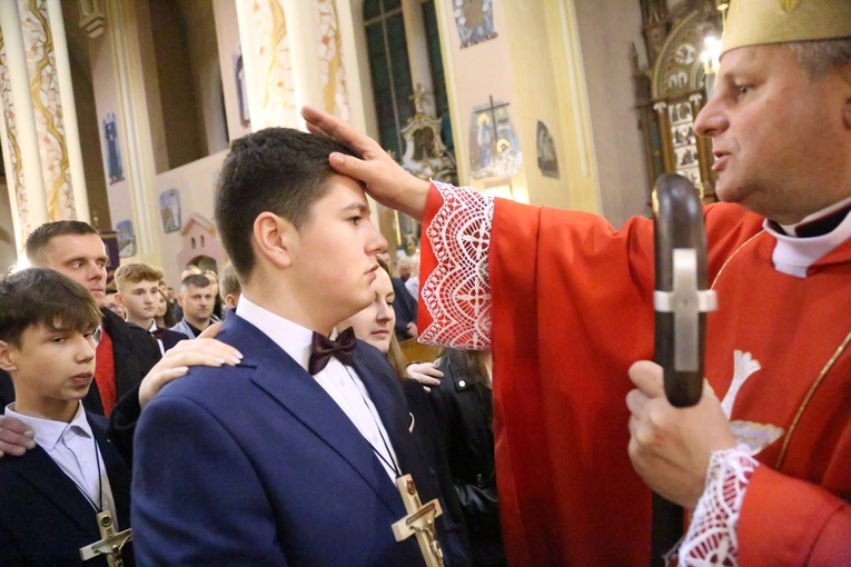 Bierzmowanie w Porąbce Uszewskiej