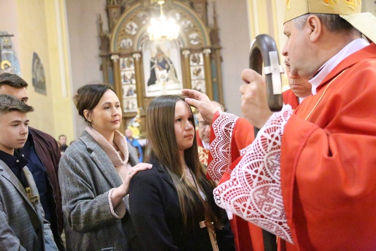 Bierzmowanie w Porąbce Uszewskiej