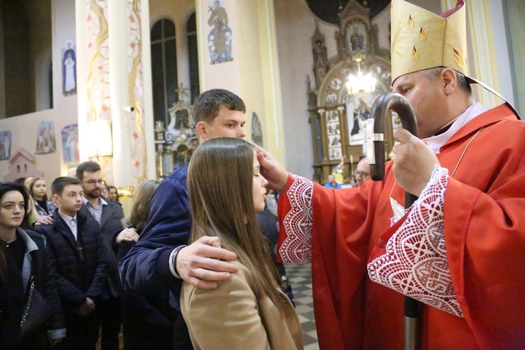 Bierzmowanie w Porąbce Uszewskiej